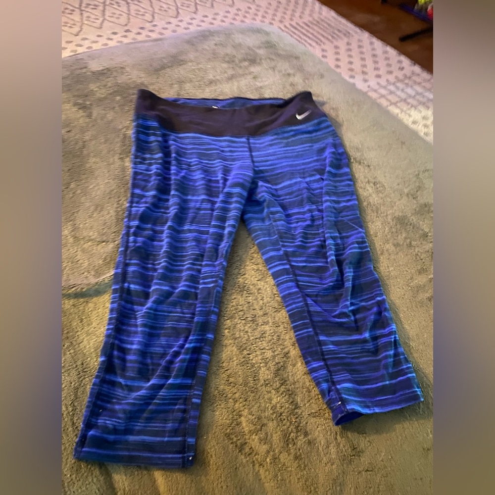 Nike leggings